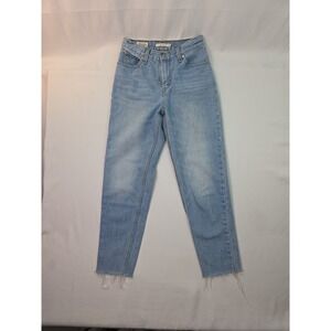 Levi's Premium Mom Jean Womens Size 25 Actual: 26x25 Ankle Cut 10.5 Inch Rise